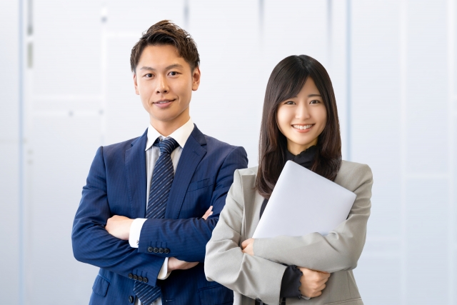 会社のパートナーと女性