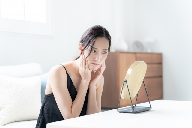 スキンケア女性