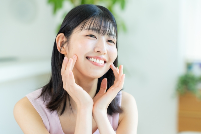 スキンケア女性